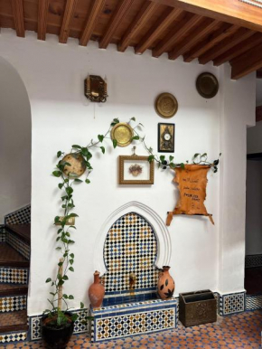 hostel four seasons